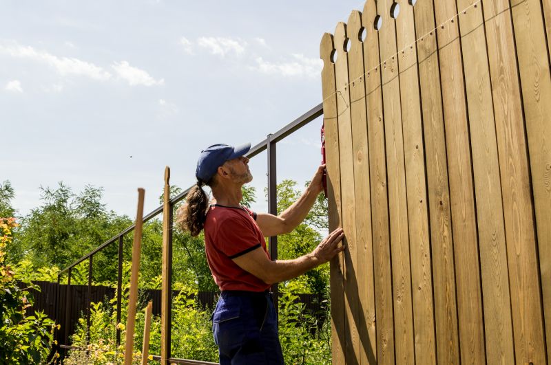 Fence Contractors detail